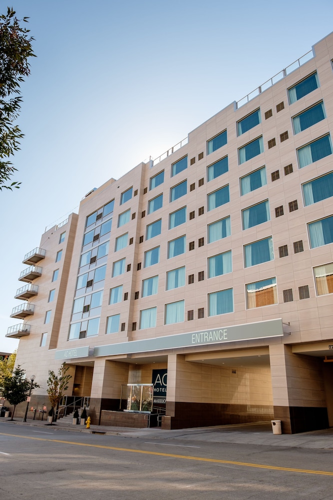 AC Hotel by Marriott Cincinnati at The Banks - photo 62