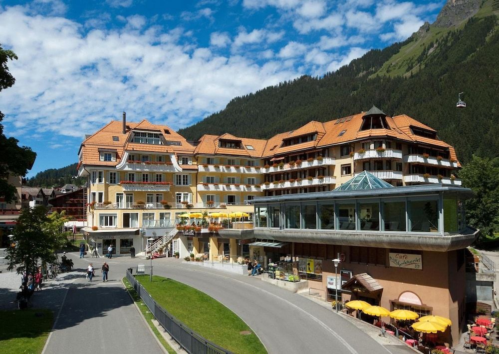 Apartment Jungfrauview — 4-Star Luxury Hotel in Lauterbrunnen, Switzerland