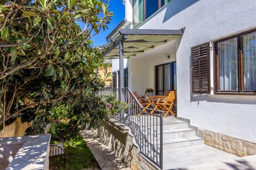 Apartment Viviana — 4-Star Luxury Hotel in Pula, Croatia