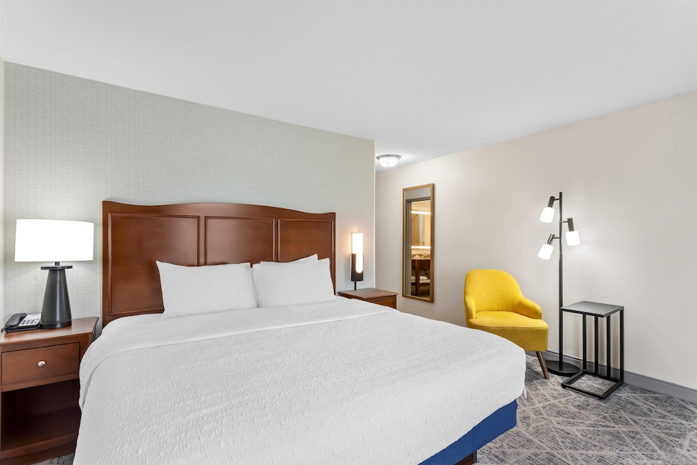 Hampton Inn DeKalb IL - photo 4