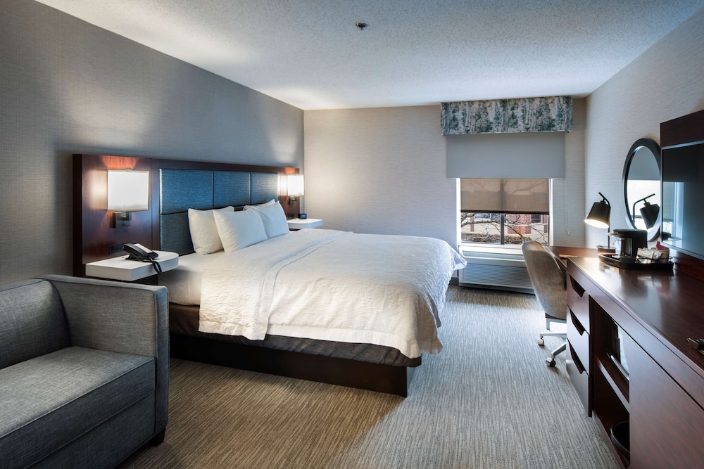 Hampton Inn & Suites Chicago Lincolnshire - photo 28