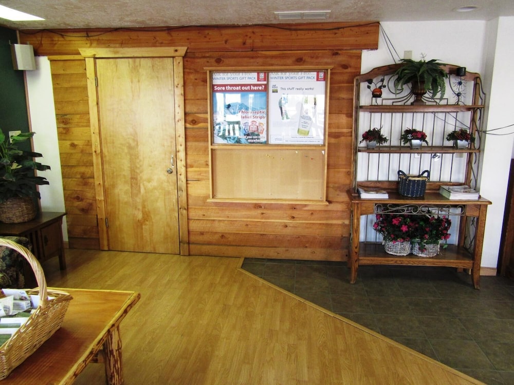 Yellowstone Country Inn - photo 42
