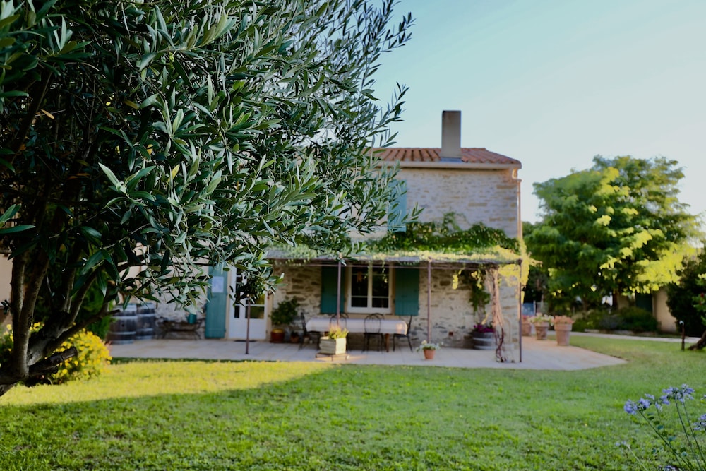 Maison de Margot — 4-Star Luxury Hotel in Peyriac-Minervois, France