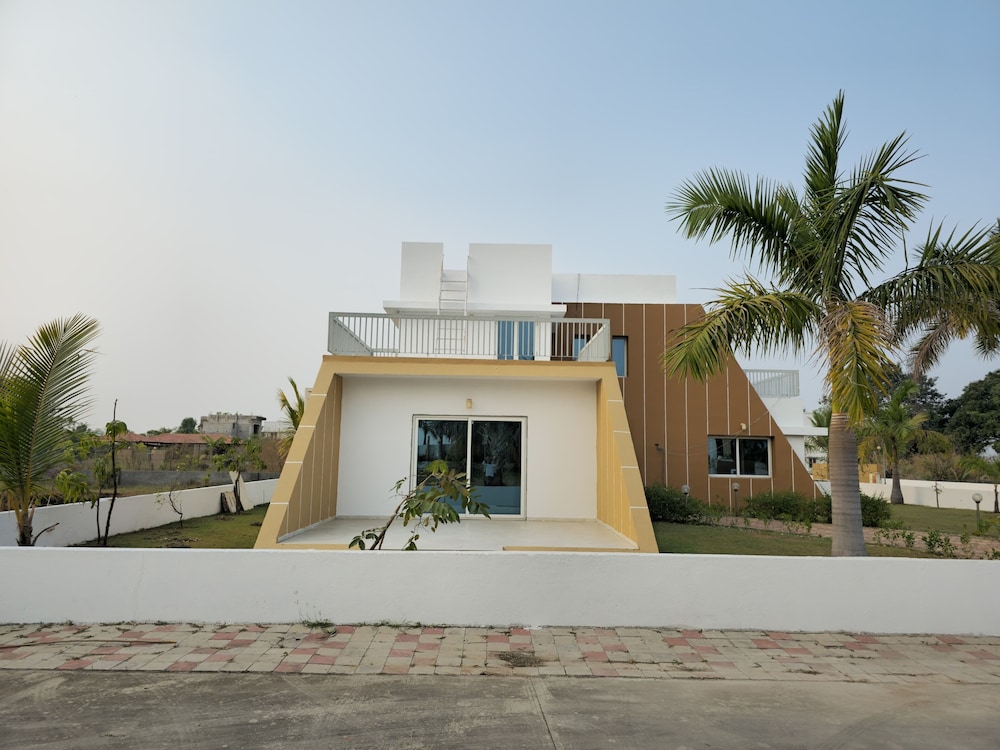 Divyaras Resort in Vadodara, India