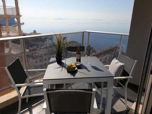 La Manga Paradies zwischen den zwei Meeren — 4-Star Luxury Hotel in La Manga Del Mar Menor, Spain