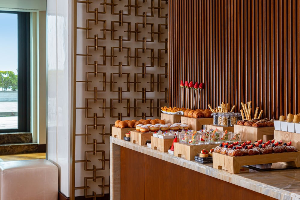 מזון ומשקאות