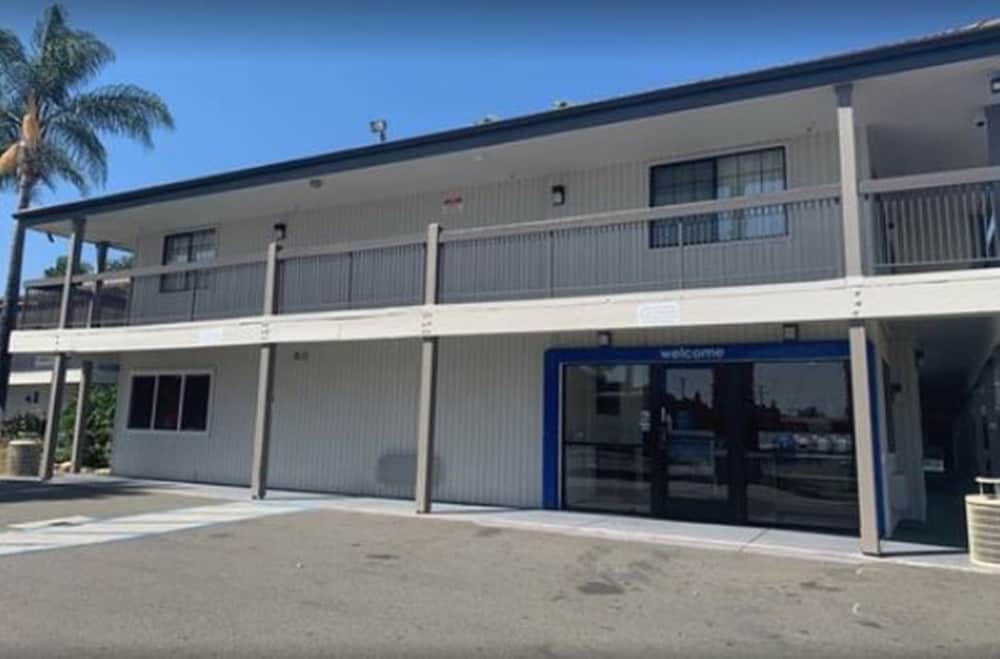 Motel 6 Santa Ana CA - photo 33