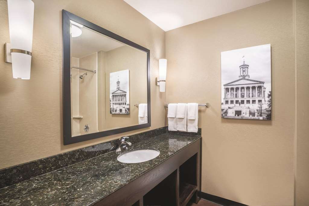 La Quinta Inn & Suites by Wyndham Smyrna TN Nashville - photo 11