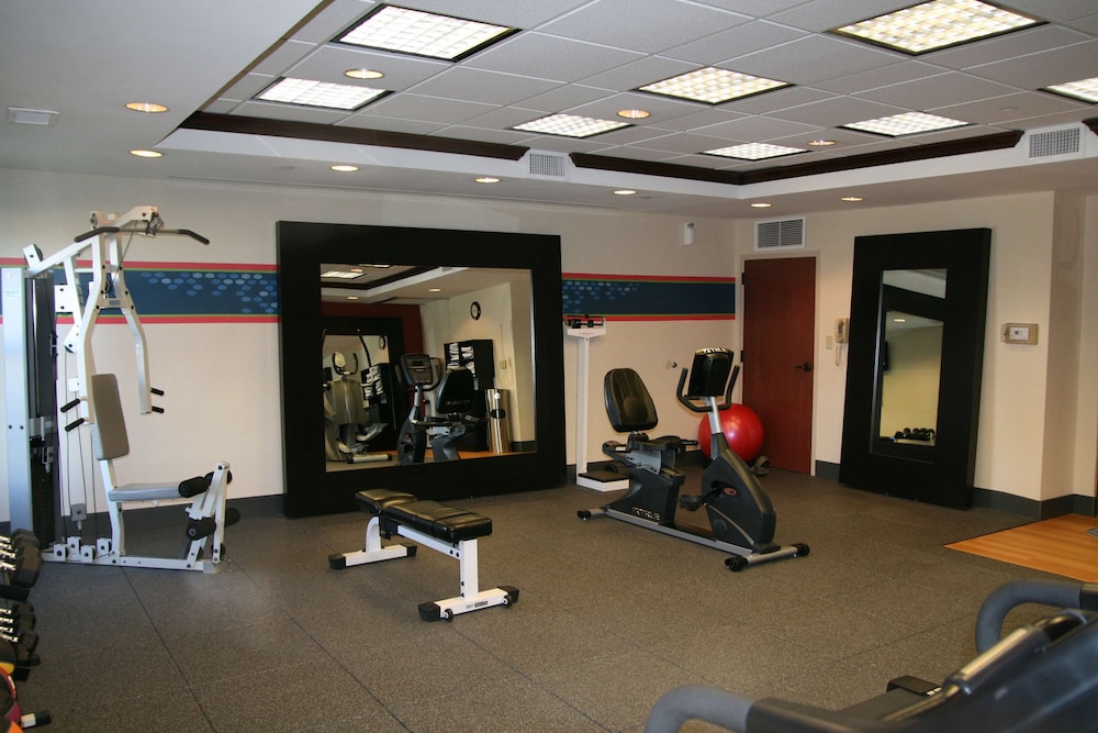 Hampton Inn Olive Branch - photo 36