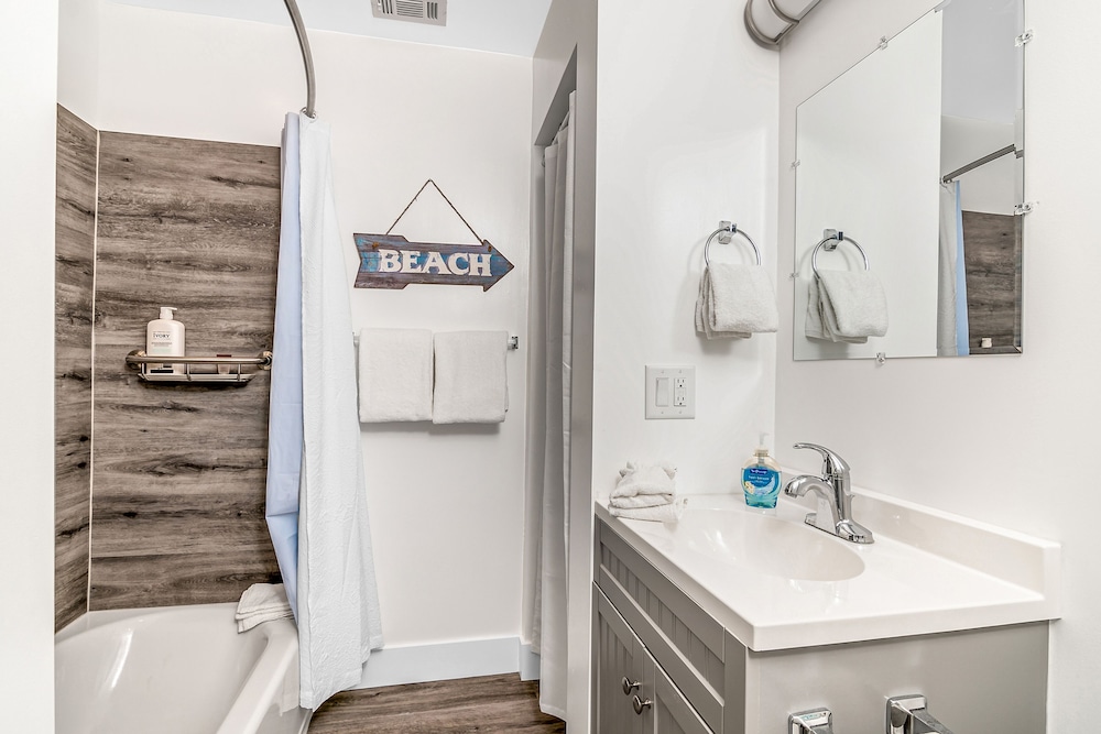 Latitude 26 Waterfront Boutique Resort Fort Myers Beach - photo 50