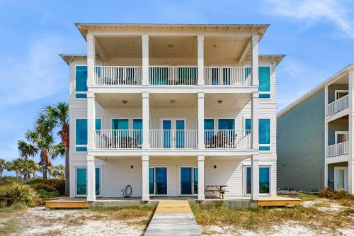 Dalarna - carbon neutral hotel in Orange Beach