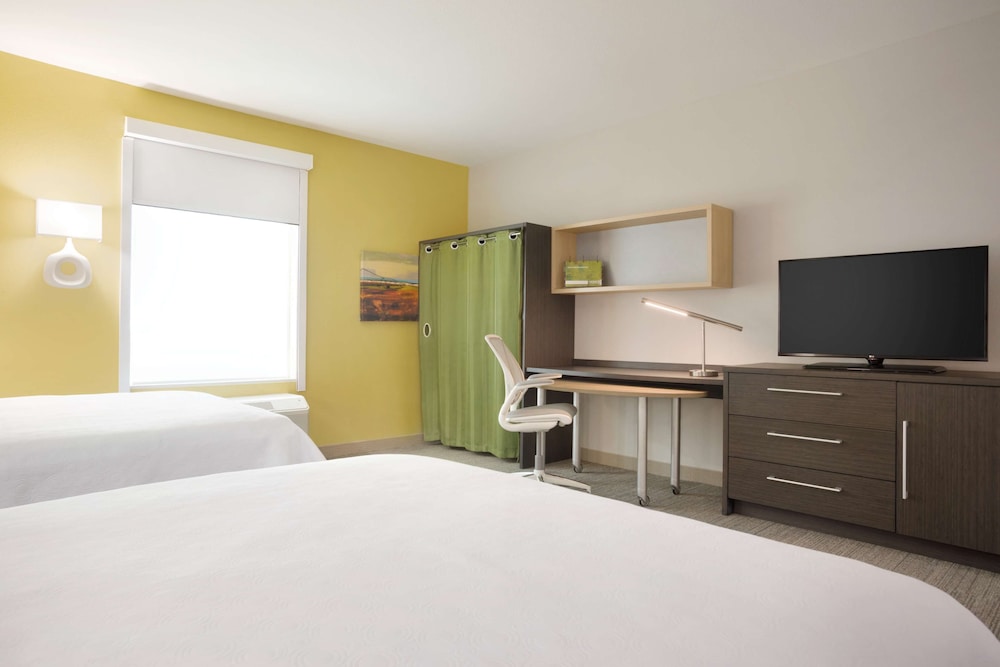 Home2 Suites by Hilton Houston Webster - photo 11