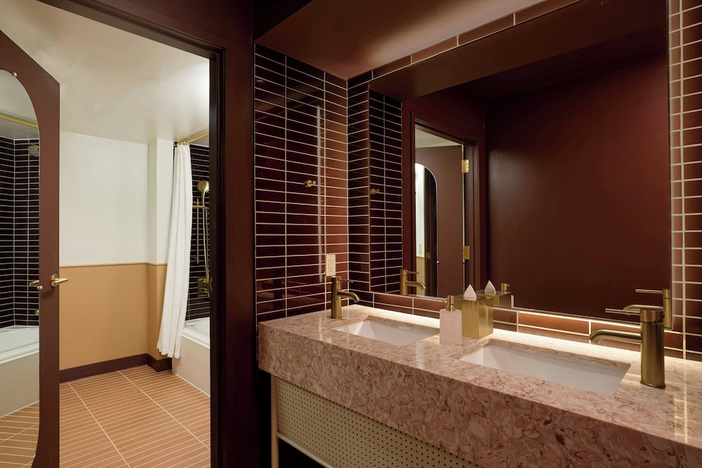 Downright Austin a Renaissance Hotel - photo 44