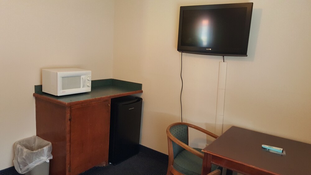 Flamingo Inn - photo 10