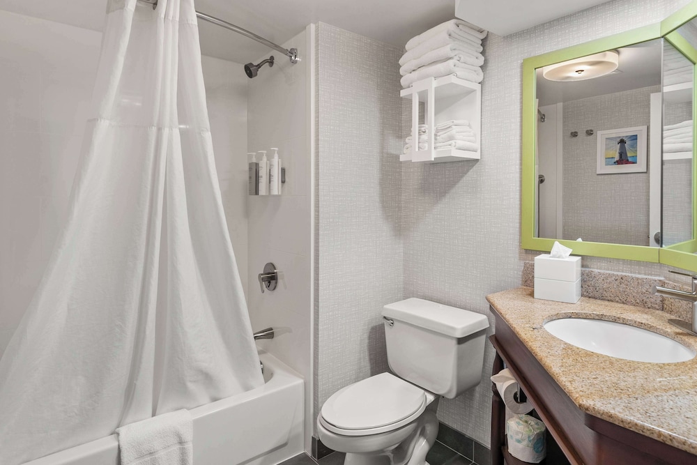 Hampton Inn by Hilton New Bedford Fairhaven - photo 36