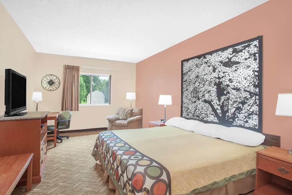 Super 8 by Wyndham Central City - photo 14