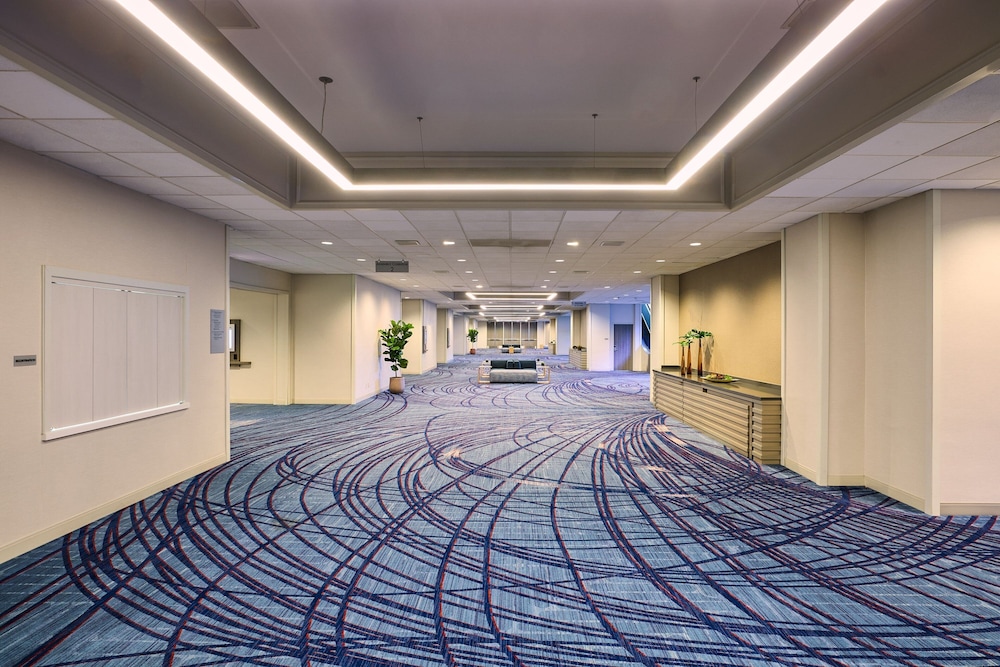 Los Angeles Airport Marriott - photo 79