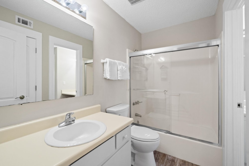 Portside Resort Pet Friendly Rentals by Panhandle Getaways - photo 92