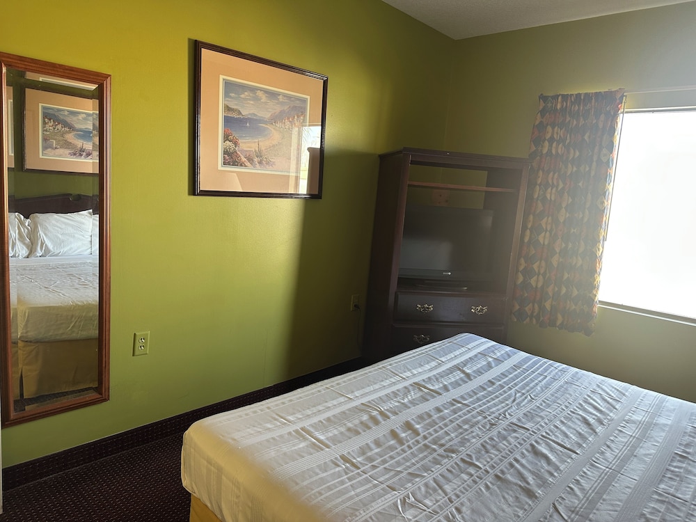 Guest Cottage And Suites - photo 8
