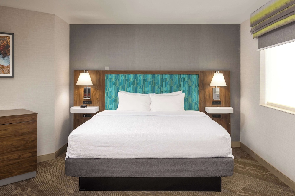 Hampton Inn Kalispell - photo 15