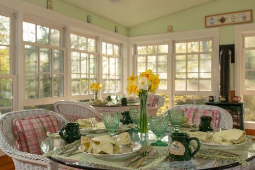 Camden Maine Stay Inn - photo 59