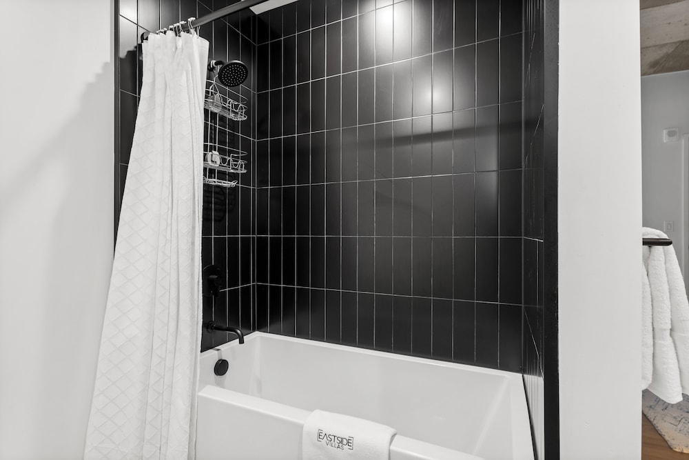 Austin Condo Hotel - photo 804