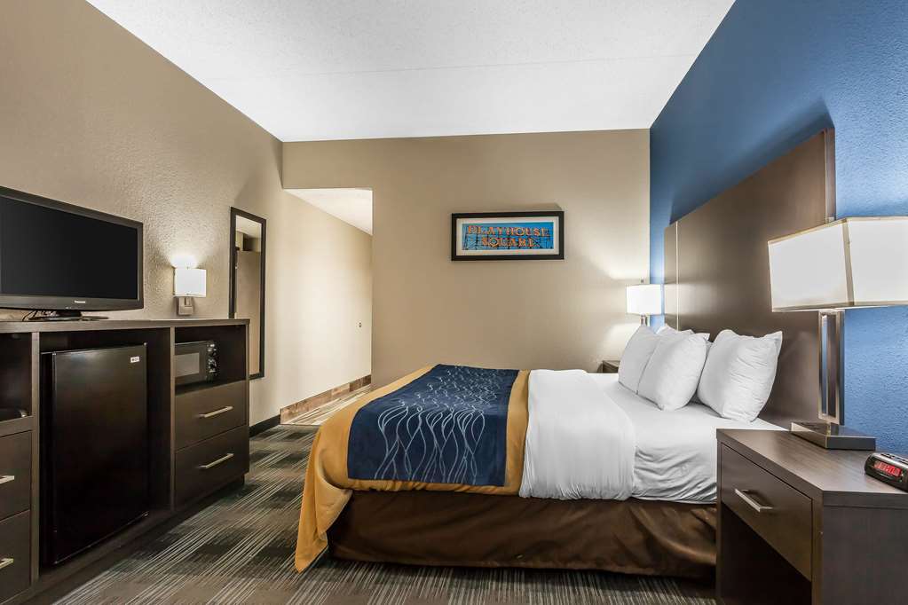 Comfort Inn Cleveland Airport - photo 12
