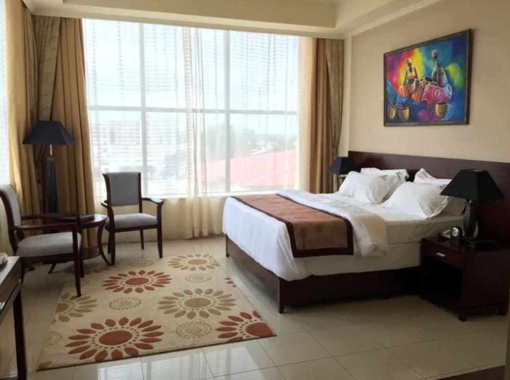 Royal Grand Hotel - carbon neutral hotel in Monrovia