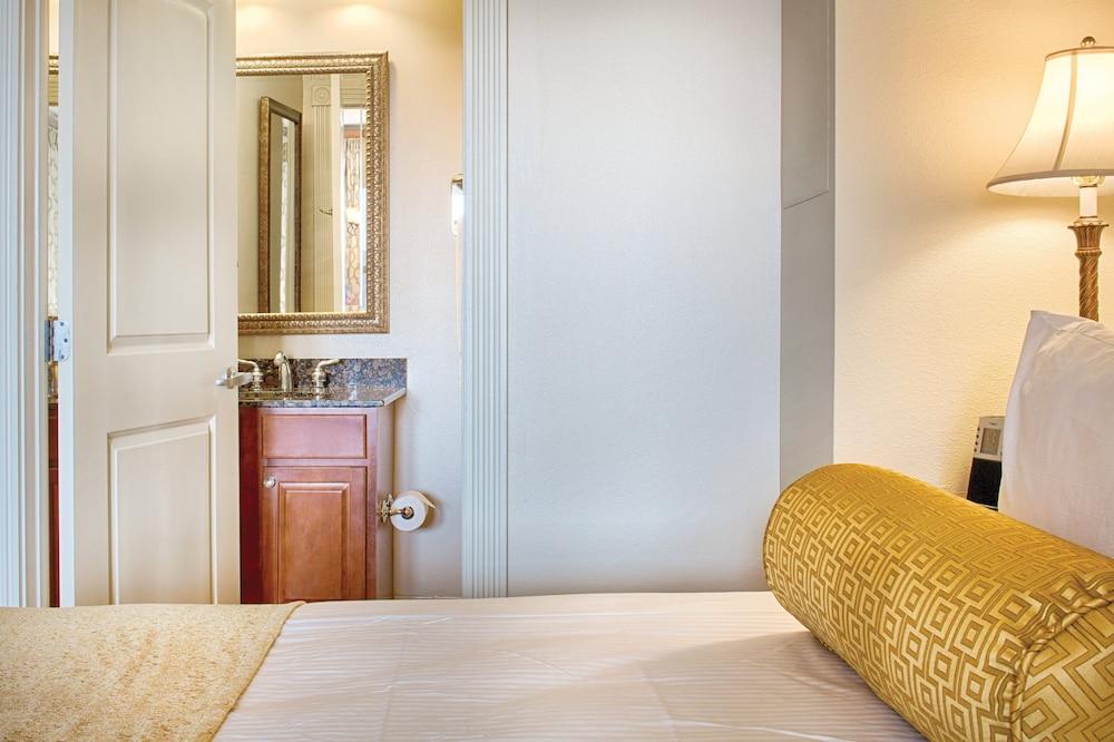 La Belle Maison Resort by ResortShare - photo 6