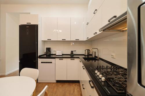 Charming 2BR Apartment in OldTbilisi