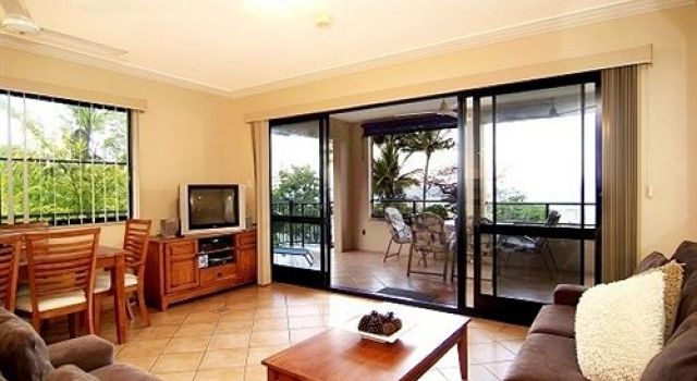 Mediterranean Beachfront Apartments — 4-Star Luxury Hotel in Yorkeys Knob, Australia