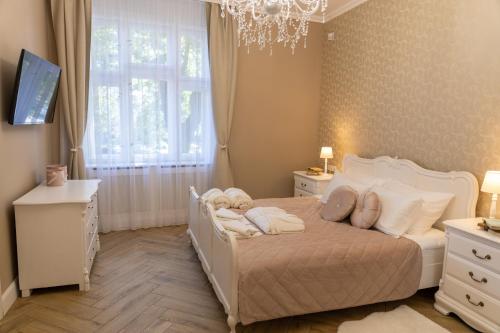 Chillinn La Maison Cottage Eger — 4-Star Luxury Hotel in Eger, Hungary