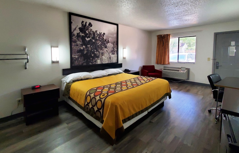 Highland Inn Arlington - photo 10