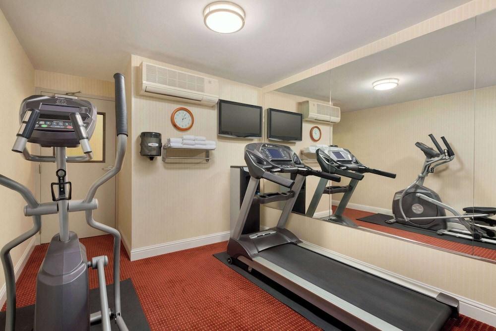 Ramada By Wyndham Oakland Downtown City Center - photo 26
