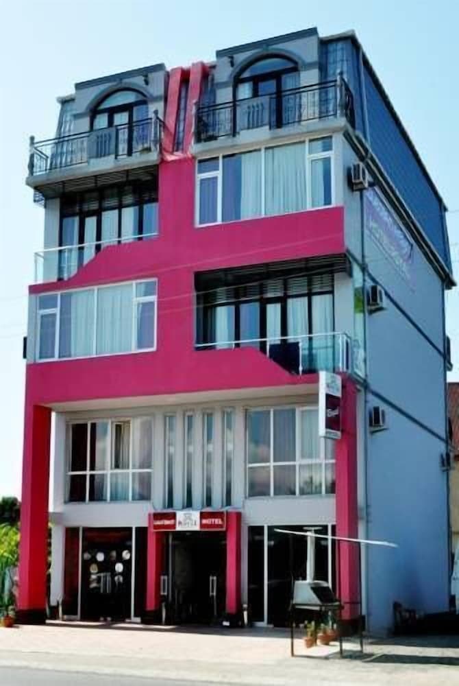 Royal Hotel - carbon neutral hotel in Batumi