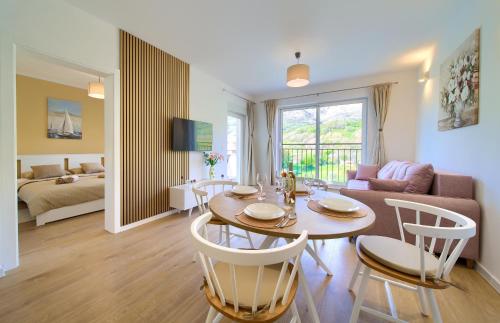 Apartments Ena & Leona — 4-Star Luxury Hotel in Baska, Croatia