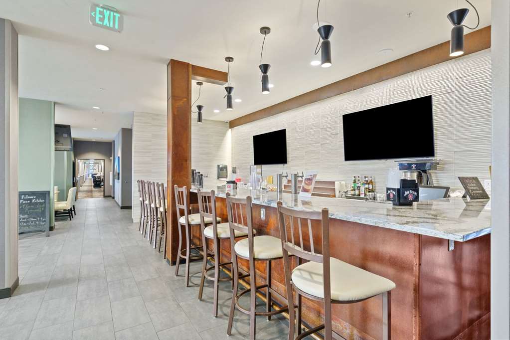 Best Western Plus Fillmore Inn & Suites - photo 47