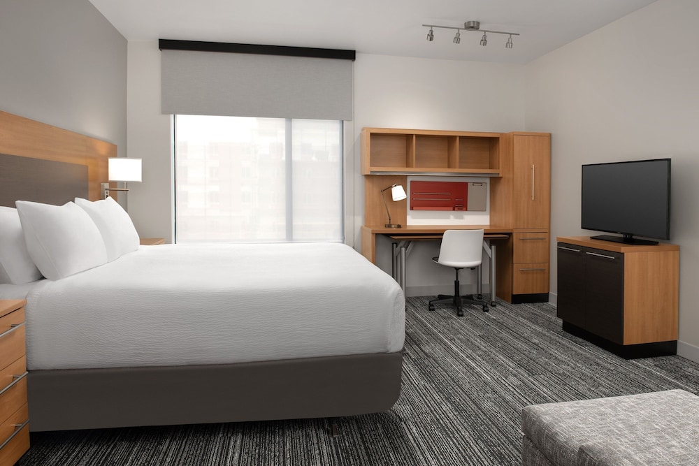 TownePlace Suites by Marriott Cheyenne SW Downtown Area - photo 4