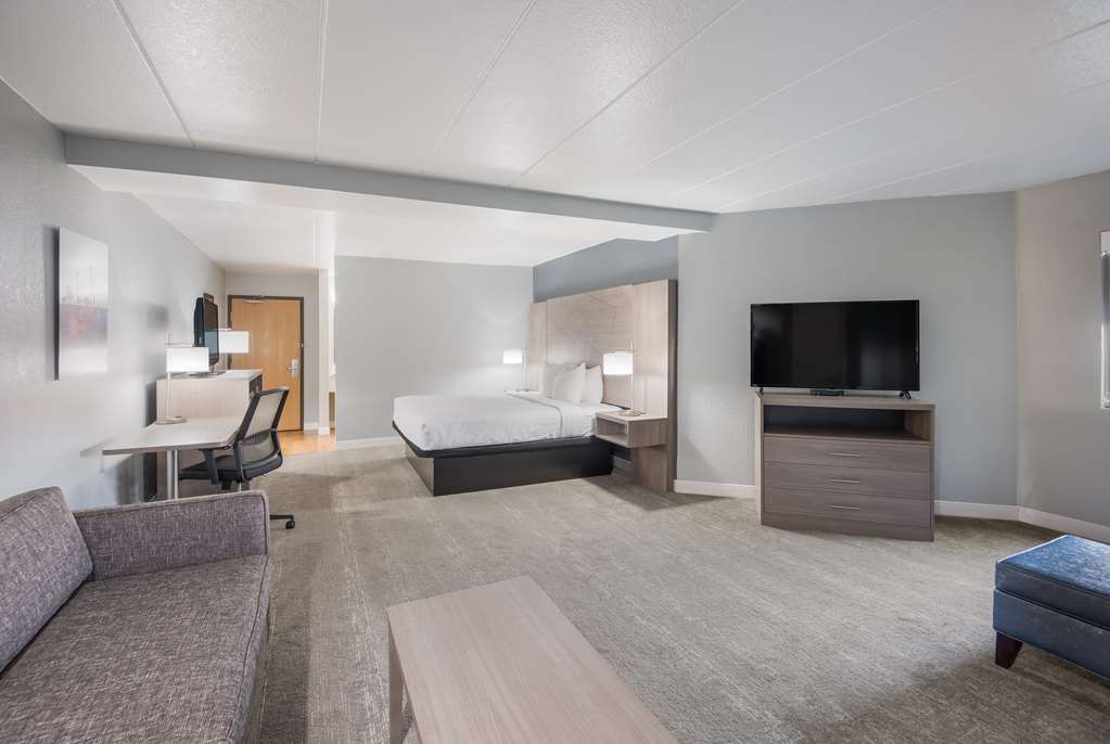 Best Western Fort Wayne I 69 North - photo 13