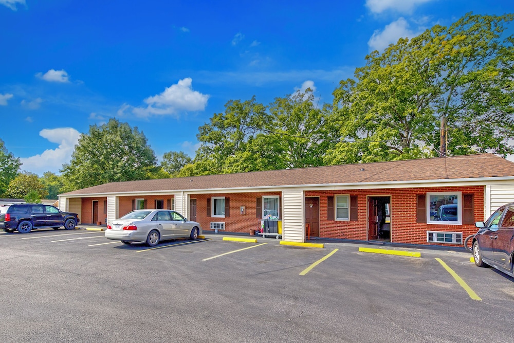 Palm Leaf Motel in Ashland, United States