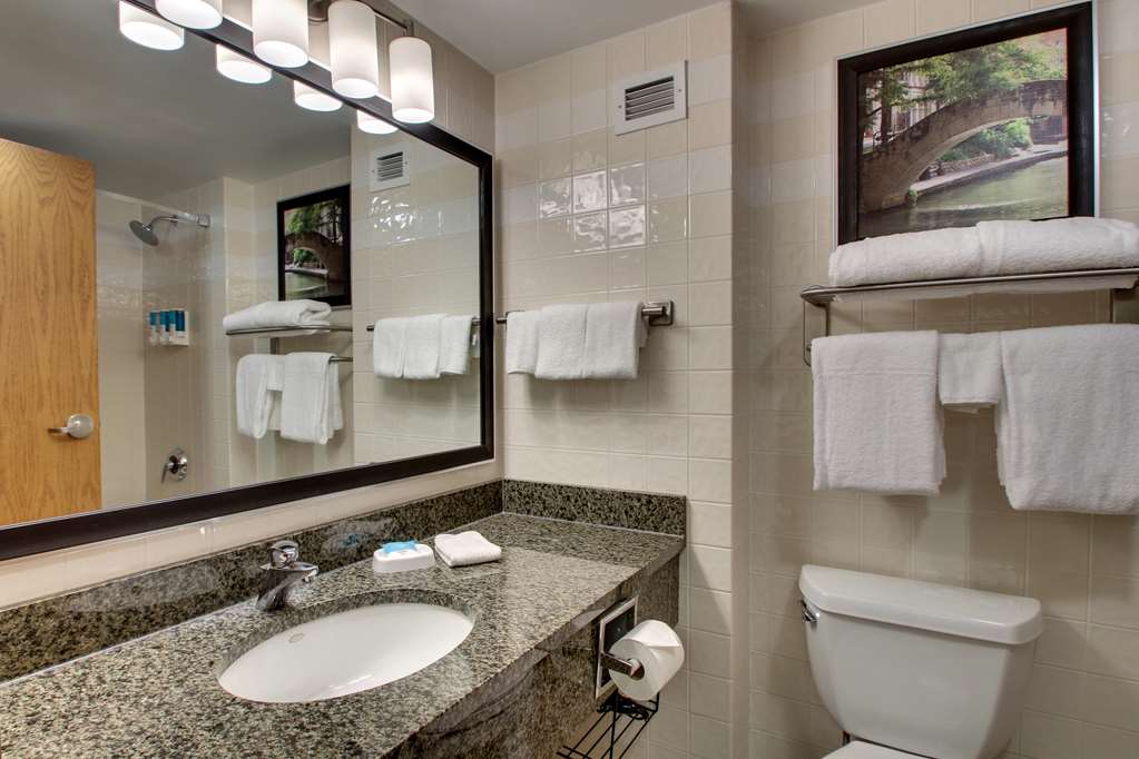 Drury Inn & Suites San Antonio Northwest Medical Center - photo 18
