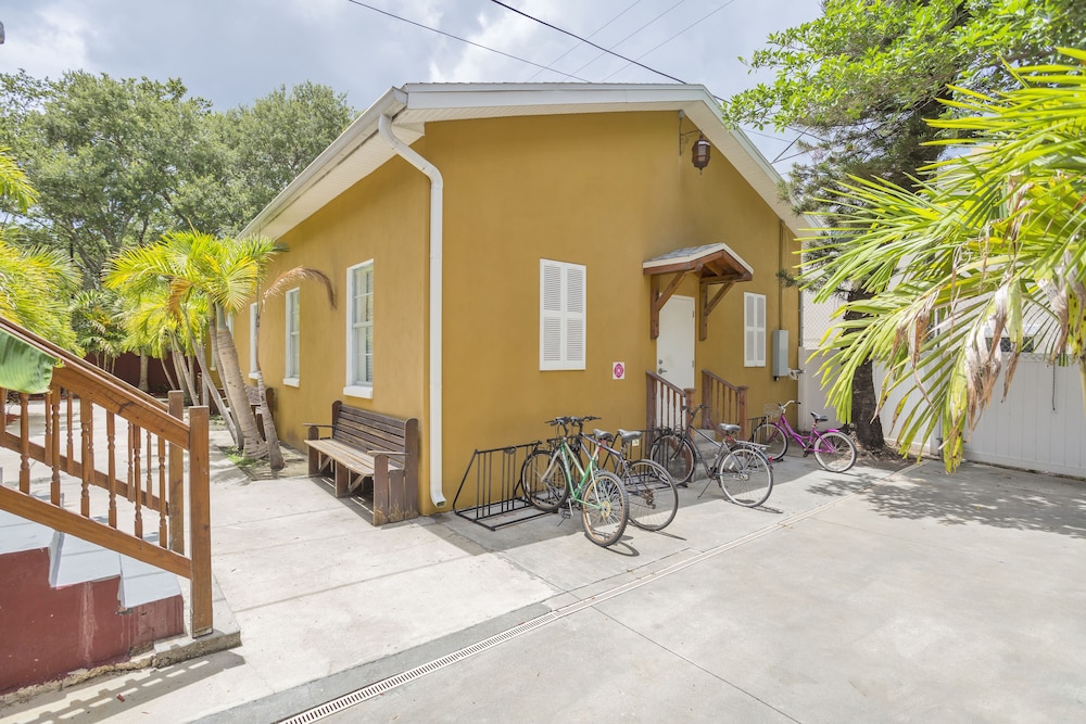 Palm Grove Inn - photo 22
