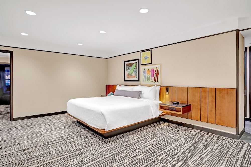 Hotel Indigo Minneapolis Downtown an IHG Hotel - photo 37