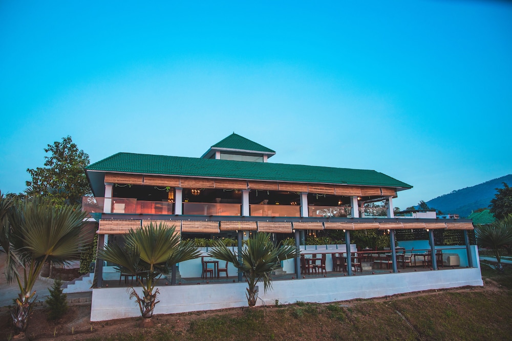 Tuskers Hill by Poppys Anaikatti in Palghat, India