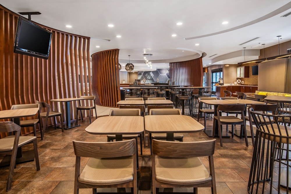 SpringHill Suites by Marriott Las Vegas Henderson - photo 21