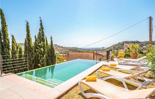 Stunning Home In Mancor De La Vall — 4-Star Luxury Hotel in Lloseta, Spain