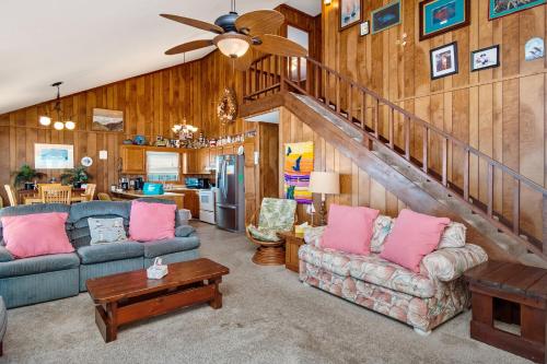 A Pirate's Paradise by Oak Island Accommodations - photo 24