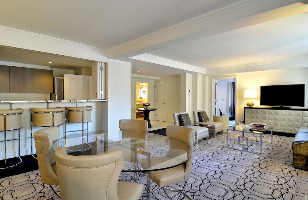 Loews Regency New York Hotel - photo 57