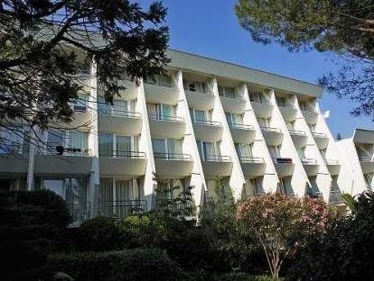Hotel Kimen - carbon neutral hotel in Cres