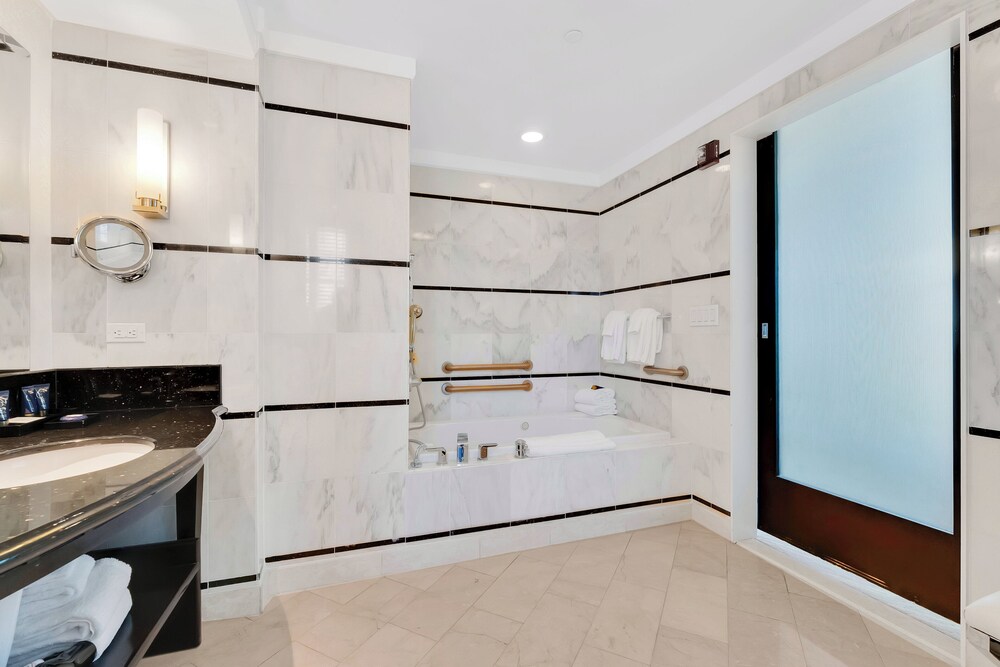 Fontainebleau Private Owners - photo 70